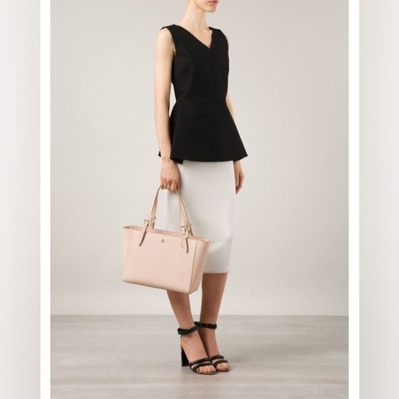 Tory Burch 'York' Buckle Tote - Picture 2 of 8